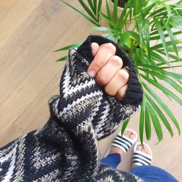 Vintage 80s 90s Zig Zag Sweater - Picture 6 of 6